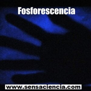 Atrapa una sombra con papel fosforescente