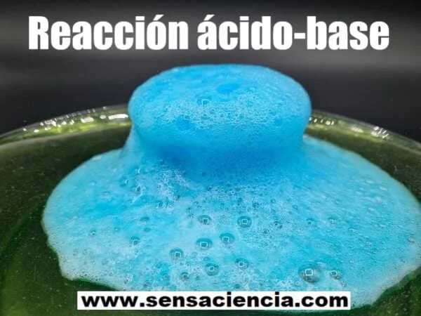 Creación de burbujas con reacción ácido-base