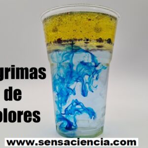 Experimento científico de lluvia de colores para niños