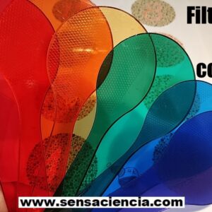 Experimento de óptica para niños con filtros de color